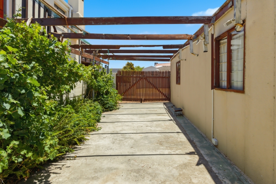 3 Bedroom Property for Sale in Anchorage Park Western Cape